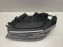 Laden Sie das Bild in den Galerie-Viewer, Frontscheinwerfer VW Tiguan Allspace 5NN941081 Full LED Links Headlight SCH9698447324kn