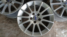 Laden Sie das Bild in den Galerie-Viewer, 4x Alufelge 16 Zoll 6.5" 5x108 45ET Glanz Silber 9466832 Volvo V70 I C70 FEL5900777716tx