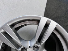 Load image into Gallery viewer, 1x Alufelge 18 Zoll 9.0" 5x120 41ET Glanz Silber 7842637 BMW X1 E84 Rim Wheel FEL7898746057cs