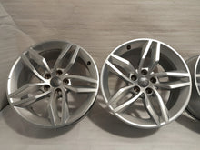 Laden Sie das Bild in den Galerie-Viewer, 4x Alufelge 18 Zoll 8.5" 5x112 29ET Silber 8W0601025BH Audi A4 B9 Rim Wheel FEL7813945644ow
