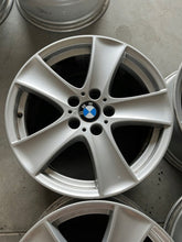 Load image into Gallery viewer, 4x Alufelge 18 Zoll 8.5" 5x120 48ET Glanz Schwarz 6770200 BMW T6 T5 Rim Wheel FEL1839891976mf
