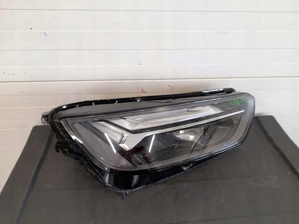 Frontscheinwerfer Audi Q5 80A941034F Vorderseite Scheinwerfer Headlight