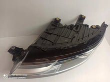 Laden Sie das Bild in den Galerie-Viewer, Frontscheinwerfer VW Transporter 7T1941082A 7T1941081A LED Ein Satz Headlight