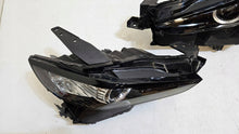 Laden Sie das Bild in den Galerie-Viewer, Frontscheinwerfer Mazda Cx30 Cx-30 DFR751030 Rechts Scheinwerfer Headlight SCH4588918356bo