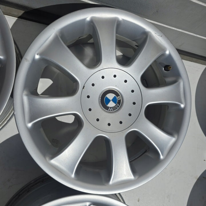 4x Alufelge 16 Zoll 7.0" 5x120 46ET Glanz Silber 1096232 BMW E36 Rim Wheel FEL2785910071gq