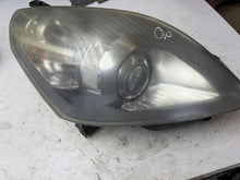 Laden Sie das Bild in den Galerie-Viewer, Frontscheinwerfer Opel Zafira B 13252471RH Xenon Rechts Scheinwerfer Headlight SCH9241791554gd