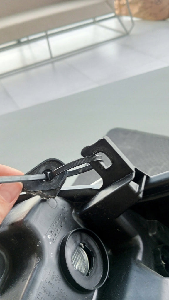 Frontscheinwerfer Toyota 4 Yaris 81130-K0060 LED Rechts Scheinwerfer Headlight