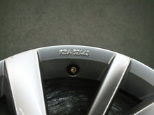 Load image into Gallery viewer, 1x Alufelge 16 Zoll 6.5" 5x112 46ET Glanz Silber 5H0071496 VW Rim Wheel FEL3350100073ds