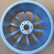 Laden Sie das Bild in den Galerie-Viewer, 1x Alufelge 17 Zoll 7.5" 5x112 4K0601025 Audi A6 C8 Rim Wheel FEL3046727517ky