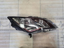 Load image into Gallery viewer, Frontscheinwerfer Seat Leon 5F1941006A Rechts Scheinwerfer Headlight
