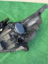 Load image into Gallery viewer, Frontscheinwerfer Renault Express 260105660R Rechts Scheinwerfer Headlight SCH5676036861ij
