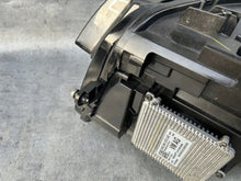 Laden Sie das Bild in den Galerie-Viewer, Frontscheinwerfer VW Tiguan 5NB941082C Full LED Rechts Scheinwerfer Headlight