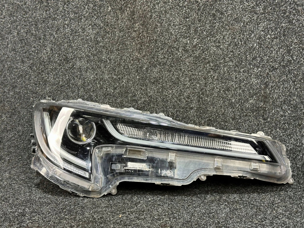 Frontscheinwerfer Toyota Corolla 81110-02S70 LED Ein Stück (Rechts oder Links)