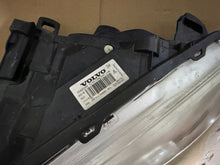 Laden Sie das Bild in den Galerie-Viewer, Frontscheinwerfer Volvo Xc60 31420249 Xenon Links Scheinwerfer Headlight SCH3256637771iv