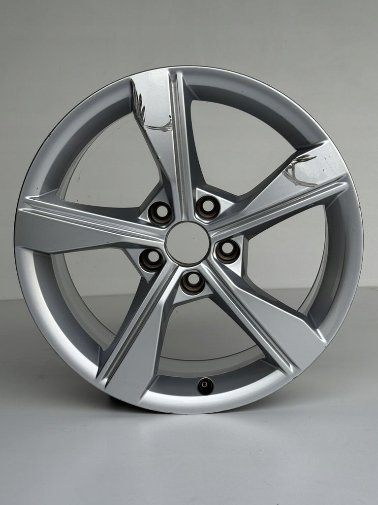 1x Alufelge 17 Zoll 7.5" 5x112 38ET Glanz Silber 8W0601025EH Audi A4 Rim Wheel FEL3959772354zv