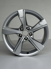 Load image into Gallery viewer, 1x Alufelge 17 Zoll 7.5" 5x112 38ET Glanz Silber 8W0601025EH Audi A4 Rim Wheel FEL3959772354zv