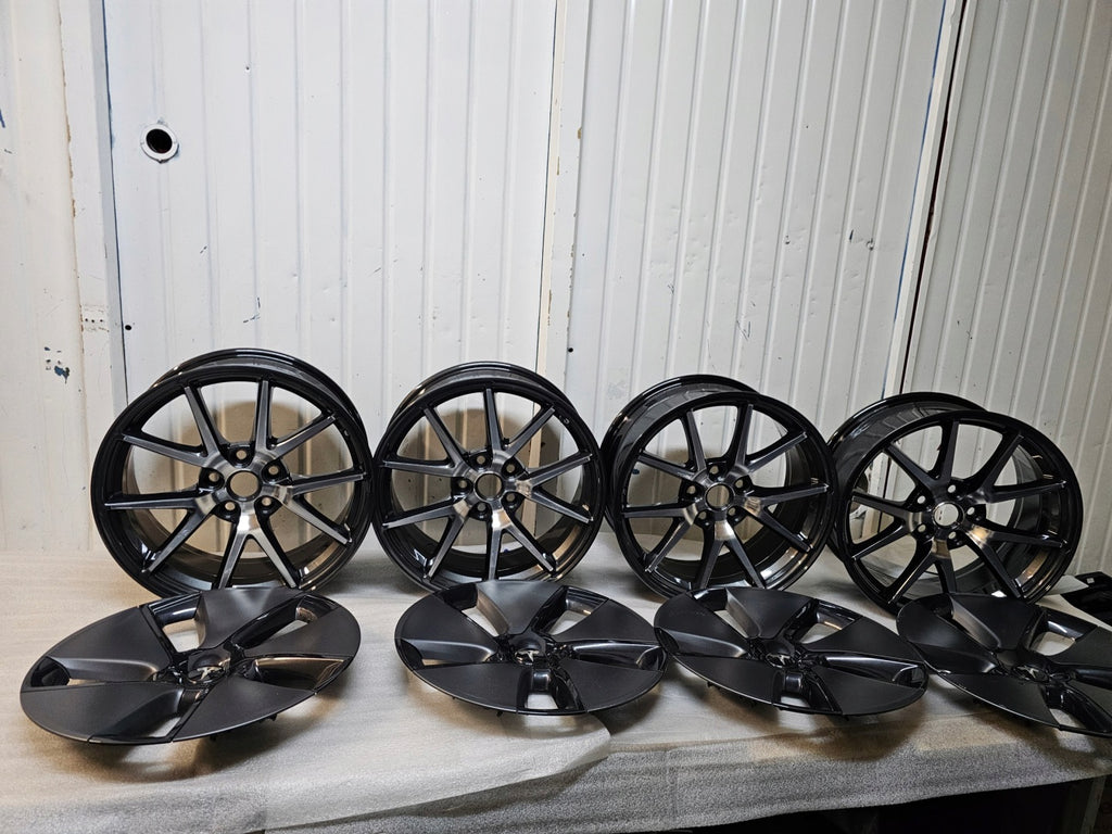 4x Alufelge 18 Zoll 8.5" 5x114.3 40ET Glanz Graphit 1044261-00-A Tesla 3 FEL2009294477eb