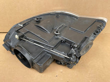 Load image into Gallery viewer, Frontscheinwerfer VW Touareg 7L6941032 Rechts Scheinwerfer Headlight SCH2556634811ld