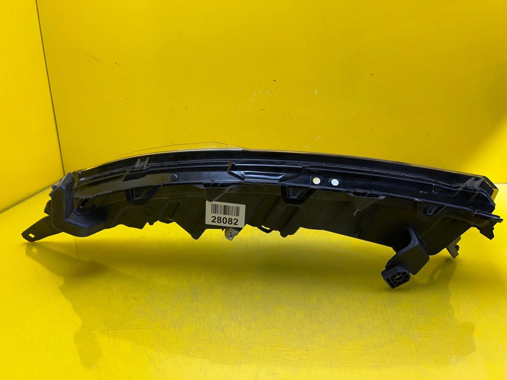 Frontscheinwerfer Mitsubishi Eclipse Cross I 92206010 LED Rechts Headlight