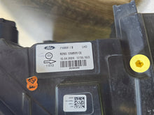 Laden Sie das Bild in den Galerie-Viewer, Frontscheinwerfer Ford Transit Courier R2X613W029CE Rechts Headlight SCH1136951234ze