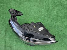 Laden Sie das Bild in den Galerie-Viewer, Frontscheinwerfer Opel Corsa F 9829465380 Rechts Scheinwerfer Headlight SCH5606301005ps