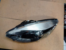 Laden Sie das Bild in den Galerie-Viewer, Frontscheinwerfer Renault Scenic 260607160R Xenon Links Scheinwerfer Headlight SCH5630767595sv