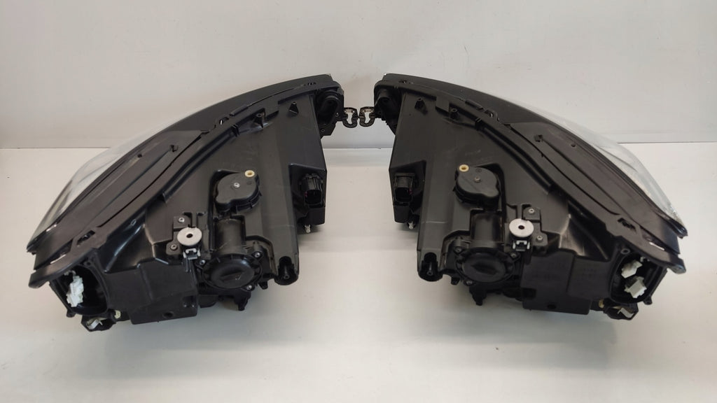 Frontscheinwerfer Seat Tarraco 5FJ941007 90143460 LED Ein Satz Headlight