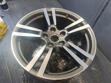 Laden Sie das Bild in den Galerie-Viewer, 1x Alufelge 20 Zoll 11.0" 5x130 68ET Glanz Grau 97036219201 Mg Panamera FEL4432238924zm