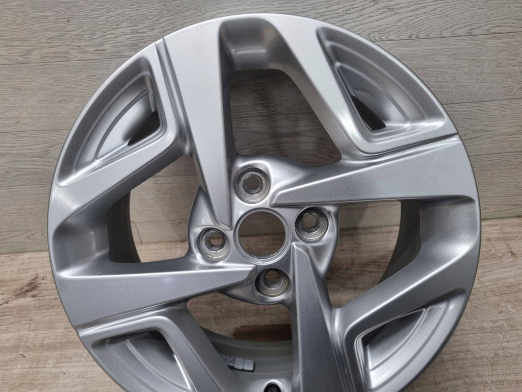 1x Alufelge 15 Zoll 6.0" 4x100 48ET Glanz Silber 52910-K7100 Hyundai I10 I20 FEL1394508324gc