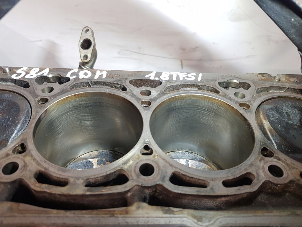 Motorblock Audi Seat Skoda VW CDH DÓŁ A 1.8 TFSI 06H103021L Benzin Unkomplett