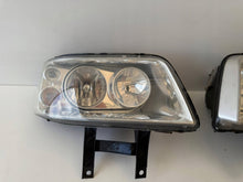 Laden Sie das Bild in den Galerie-Viewer, Frontscheinwerfer VW Multivan 7H1941016L 7H1941015L Rechts oder Links SCH3690306076as
