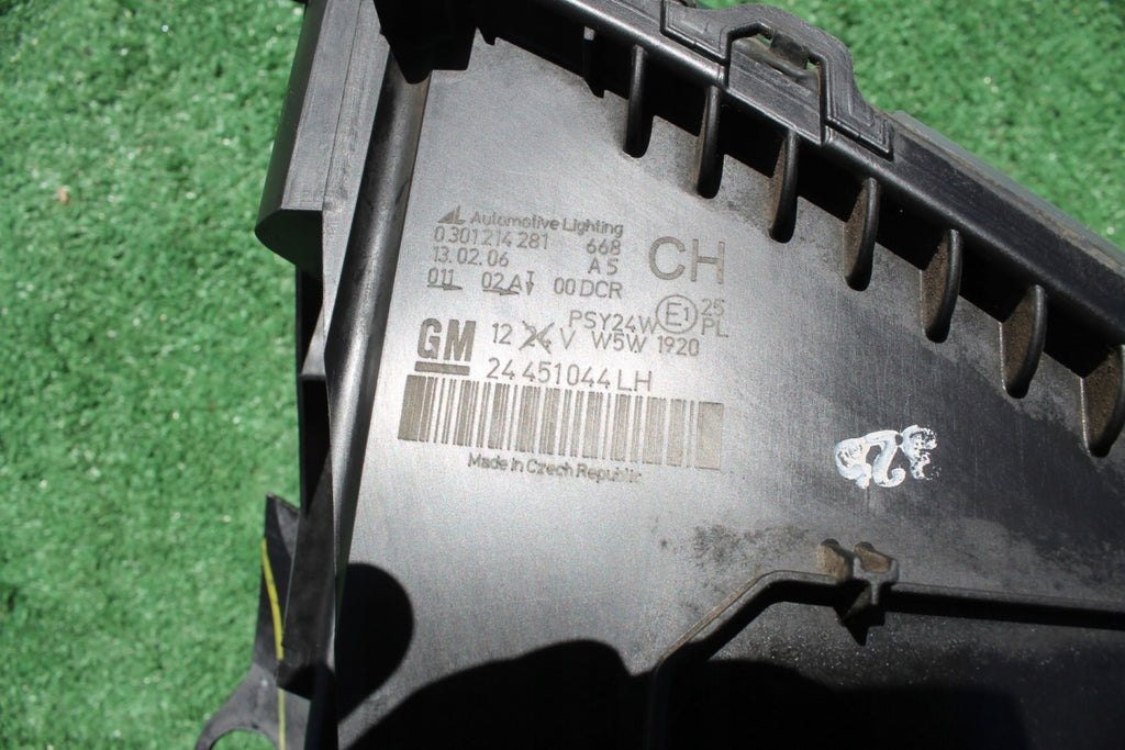 Frontscheinwerfer Opel Zafira B 24451044LH Links Scheinwerfer Headlight SCH7468020483ps