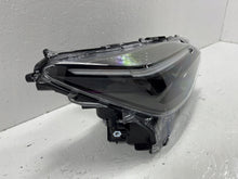 Laden Sie das Bild in den Galerie-Viewer, Frontscheinwerfer Toyota Yaris Cross 0D-312 LED Rechts Scheinwerfer Headlight SCH6225777691cn