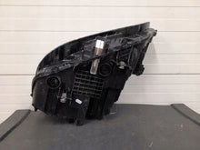 Laden Sie das Bild in den Galerie-Viewer, Frontscheinwerfer BMW X1 F48 5A01178-03 Rechts Scheinwerfer Headlight SCH8837909071vb