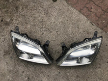 Load image into Gallery viewer, Frontscheinwerfer Opel Signum Vectra C Xenon Ein Satz Scheinwerfer Headlight SCH1749706976hl