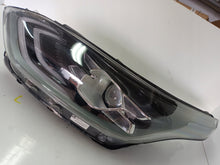 Laden Sie das Bild in den Galerie-Viewer, Frontscheinwerfer Kia Ceed 92101J7100 LED Ein Stück (Rechts oder Links)