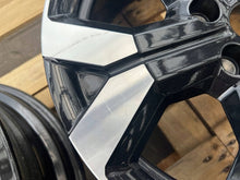 Laden Sie das Bild in den Galerie-Viewer, 1x Alufelge 17 Zoll 6.5" 5x114.3 403000562R Dacia Duster Rim Wheel FEL4714761146ub
