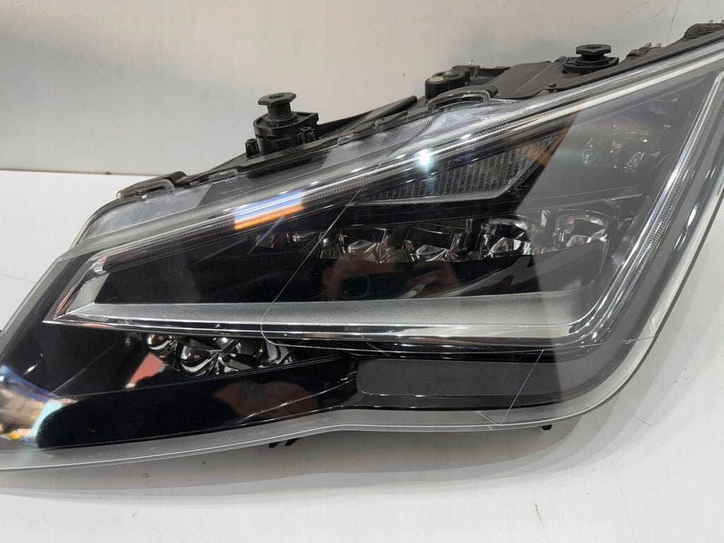 Frontscheinwerfer Seat Leon 5f1 5F1941007A 5F1941008A Full LED Ein Satz