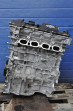 Load image into Gallery viewer, Motor Toyota C-Hr 2ZR-FXE 1.8 122PS 90kW 22TKm 2021 Diesel Engine Unkomplett