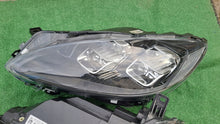 Load image into Gallery viewer, Frontscheinwerfer Ford Kuga LV4B-13E014-FE LED Rechts Scheinwerfer Headlight