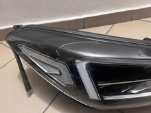 Load image into Gallery viewer, Frontscheinwerfer Hyundai Tucson 92102 D7700 LED Rechts Scheinwerfer Headlight SCH8913297620ae