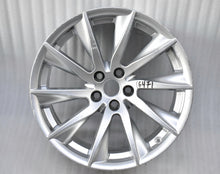 Load image into Gallery viewer, 1x Alufelge 18 Zoll 9.5" 5x108 27ET Glanz Silber EX53-1007-BA Jaguar F-Type FEL4349931204pu