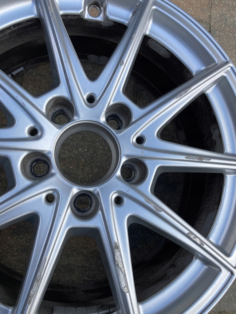 1x Alufelge 16 Zoll 6.5" 5x112 44ET Glanz Silber A1774011100 Mercedes-Benz FEL3925162013go