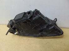 Laden Sie das Bild in den Galerie-Viewer, Frontscheinwerfer Audi A6 C6 4F0941003CP Xenon Ein Stück (Rechts oder Links) SCH2009013087qc