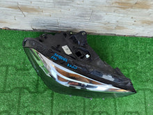 Laden Sie das Bild in den Galerie-Viewer, Frontscheinwerfer BMW 2 F44 5A1E064 LED Rechts Scheinwerfer Headlight