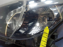 Laden Sie das Bild in den Galerie-Viewer, Frontscheinwerfer Mazda II Dj DB5J-51040 Links Scheinwerfer Headlight