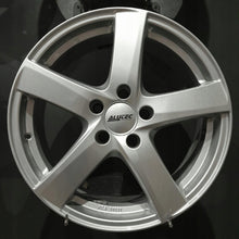 Load image into Gallery viewer, 4x Alufelge 17 Zoll 7.0" 5x112 48 5ET Glanz Silber Seat Leon Rim Wheel FEL7685856827ft
