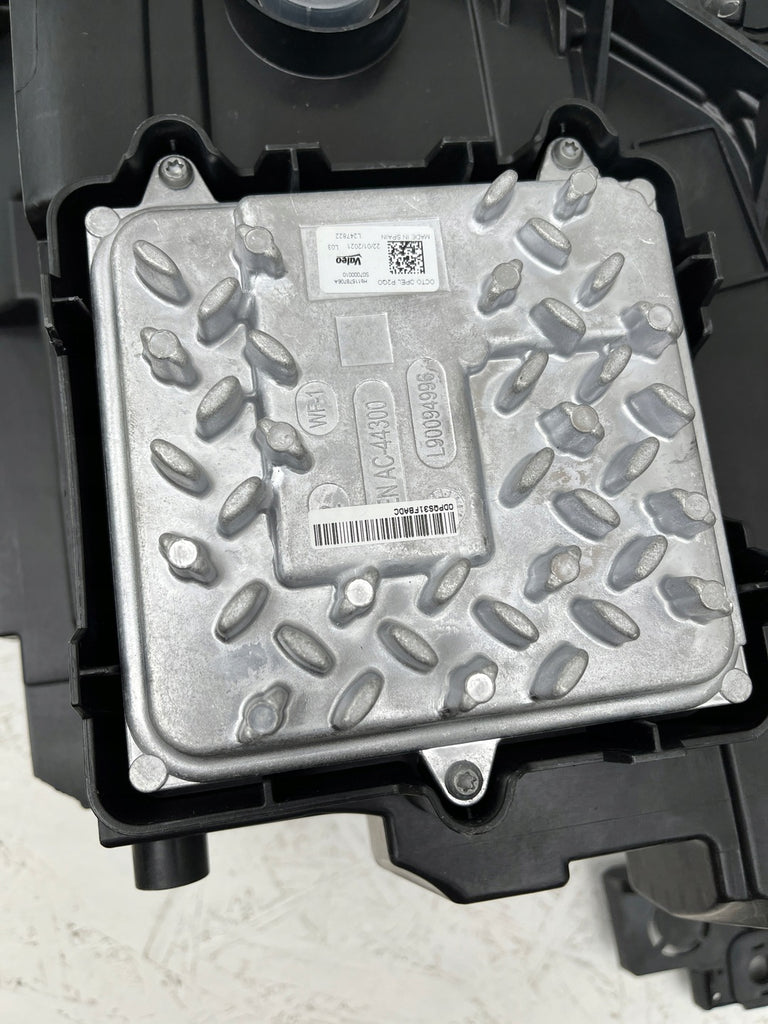 Frontscheinwerfer Opel 9834016880 34016680 Full LED Rechts oder Links