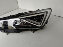 Laden Sie das Bild in den Galerie-Viewer, Frontscheinwerfer Seat Tarraco 5FJ941007D Full LED Ein Stück (Rechts oder Links)