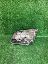 Load image into Gallery viewer, Frontscheinwerfer Toyota Avensis 8117005240 Links Scheinwerfer Headlight